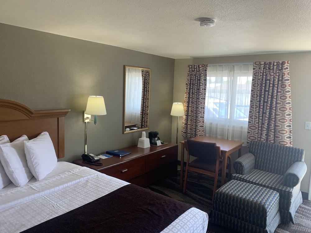 Rodeway Inn & Suites Шеридан Экстерьер фото