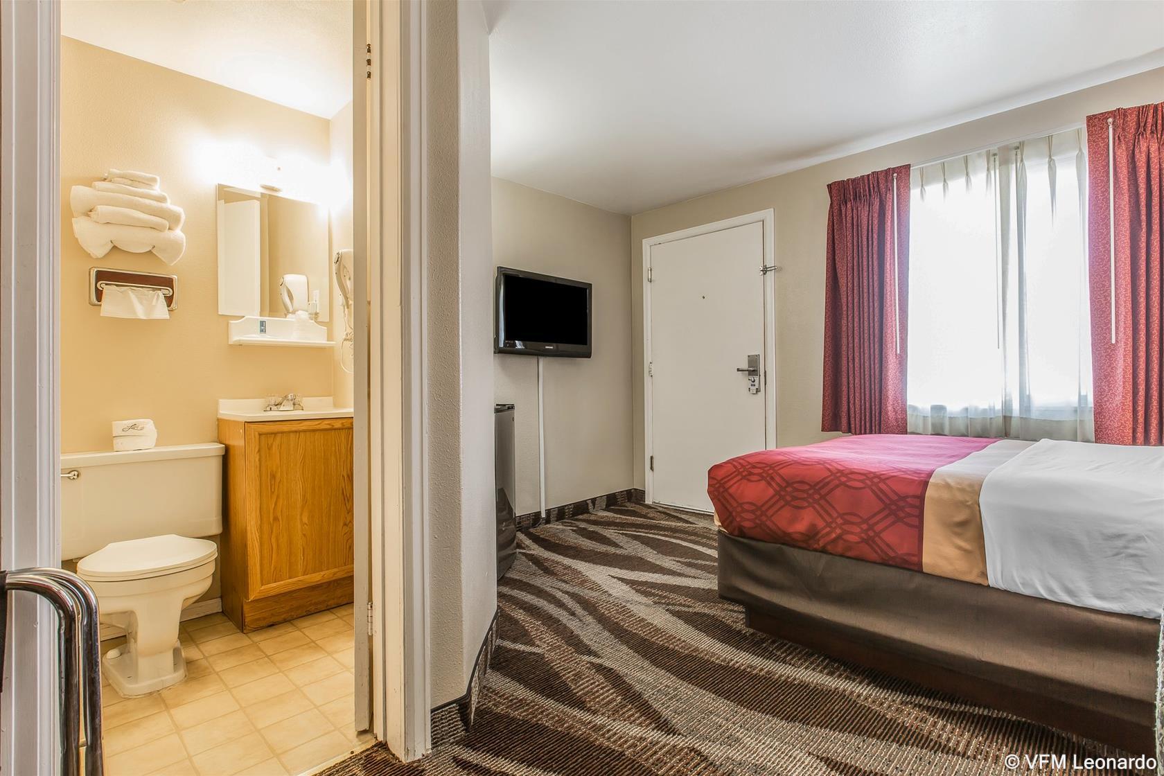 Rodeway Inn & Suites Шеридан Экстерьер фото