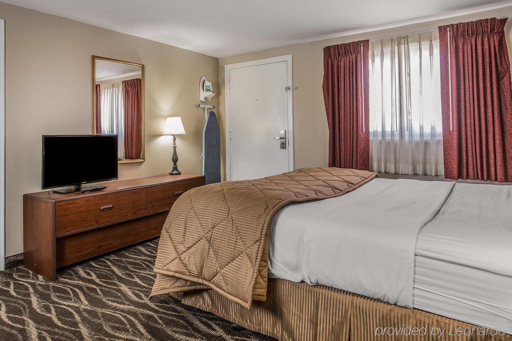 Rodeway Inn & Suites Шеридан Экстерьер фото