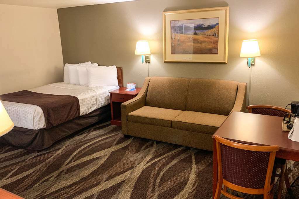 Rodeway Inn & Suites Шеридан Номер фото